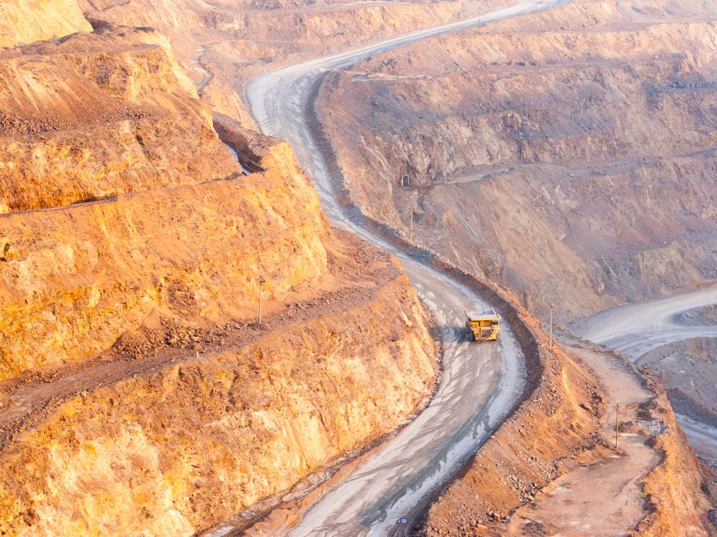 Jiangsu Copper spends 7.855 billion yuan to hold Africa's largest