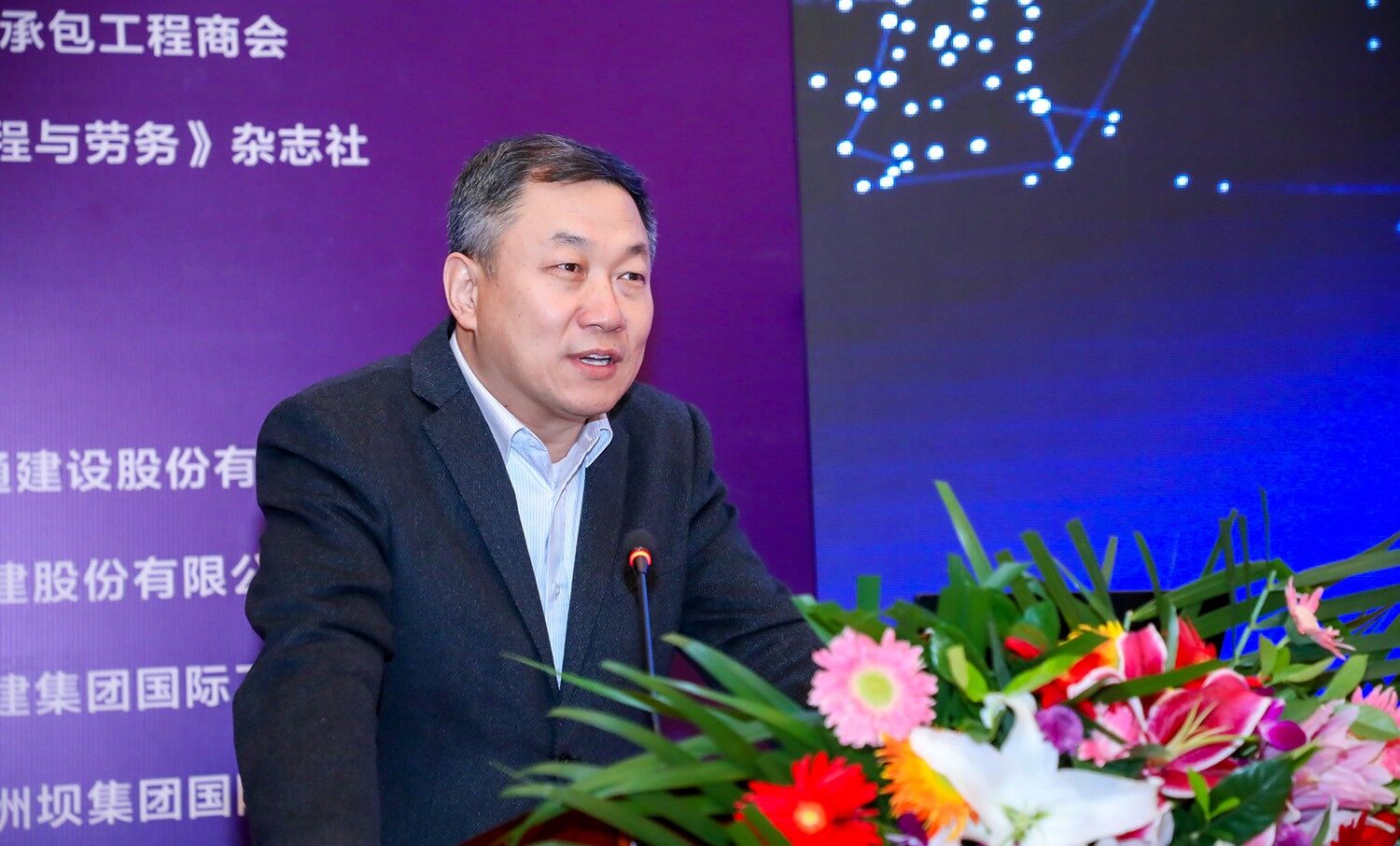 德意志银行北京分行行长尹桢为海外承包工程金融难题带来解决方案--见道网