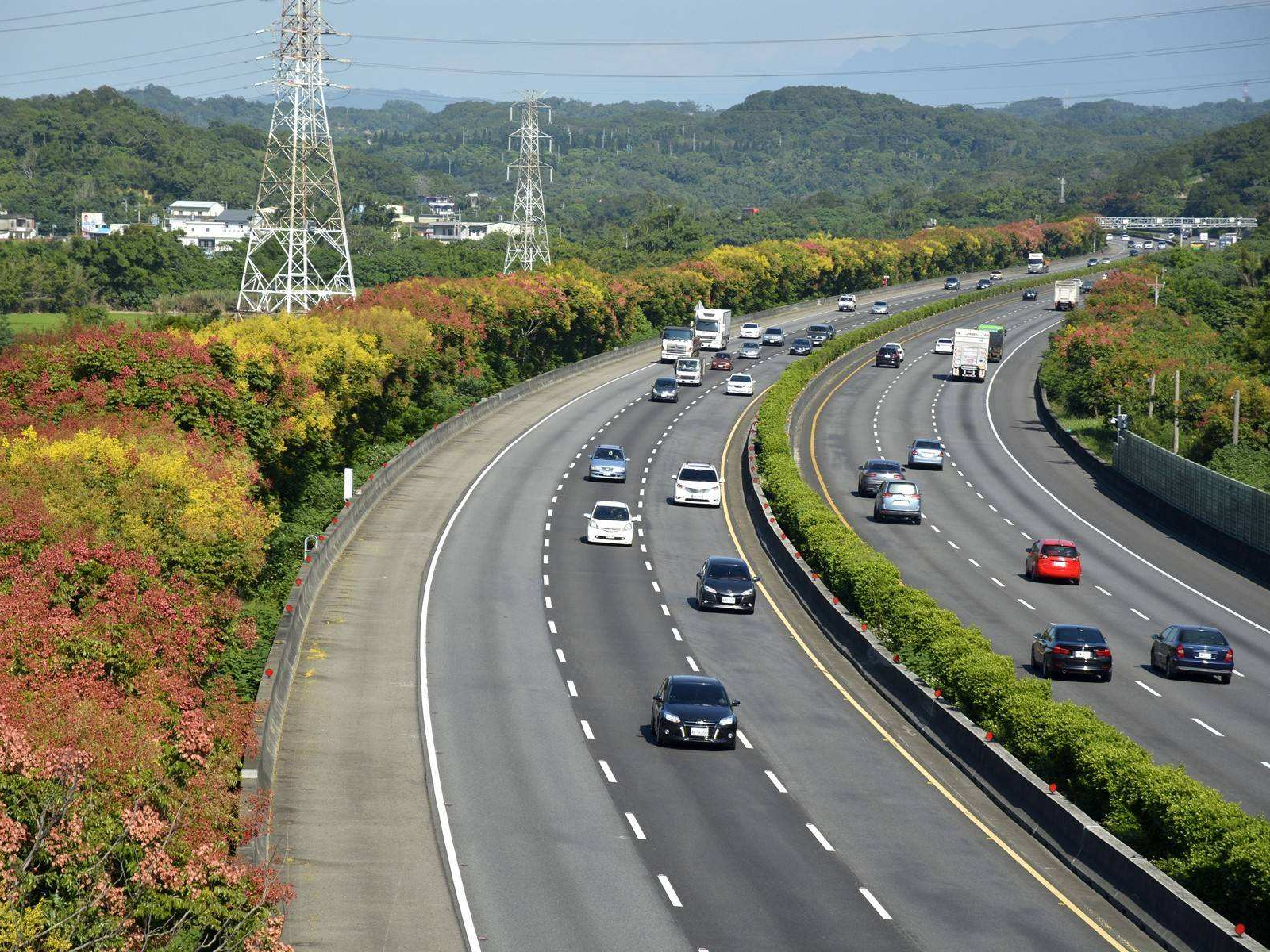 国道331线阿尔诺尔布敦至乌里雅斯太段公路土建工程开标最大赢家是