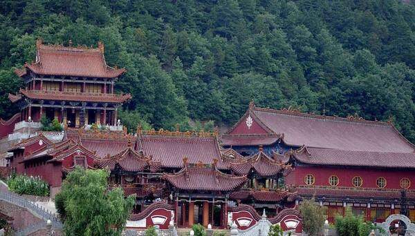 Tianshui Jingtu Temple, one of the most beautiful temples in the ...