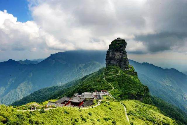 The six most dangerous temples in China, how many have you been to?--Seetao