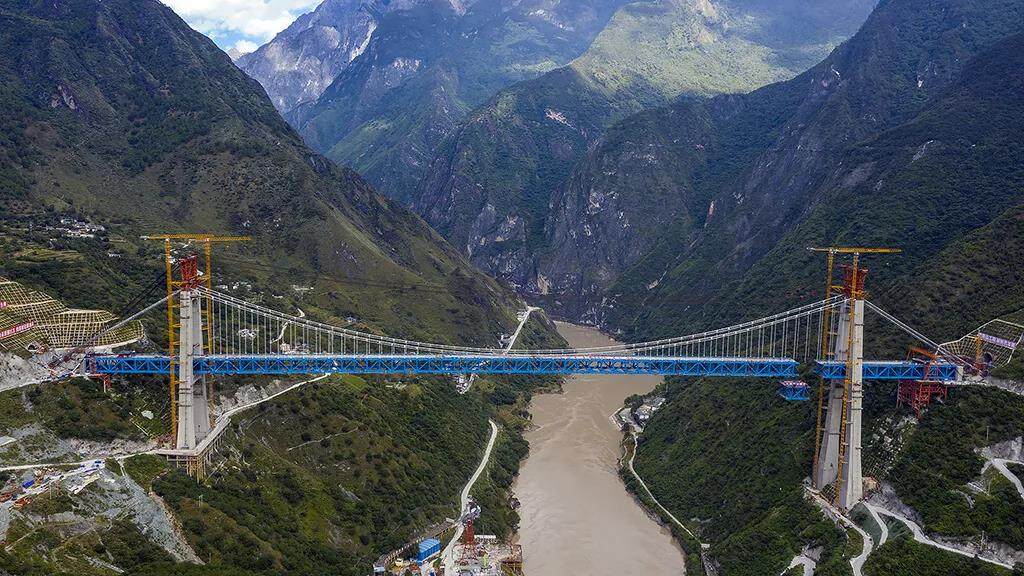 Lijiang-Shangri-La Railway began to lay tracks--Seetao