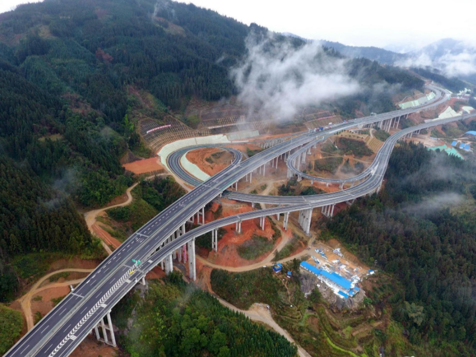 德胜至荔波高速公路图片