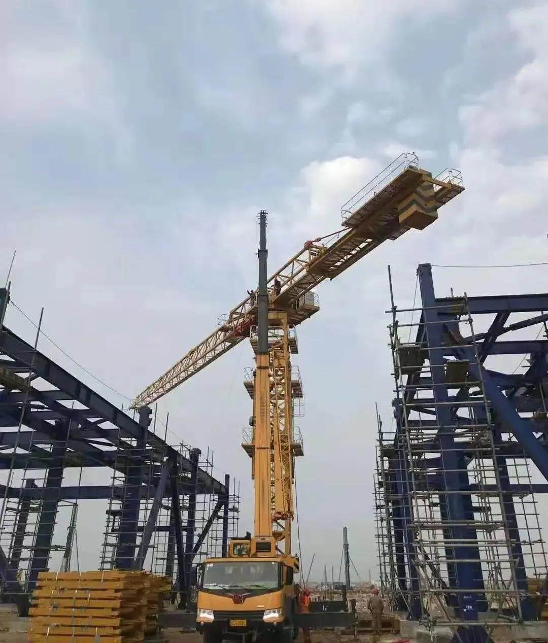 XCMG S series tower cranes enter Hainan project in batches--Seetao