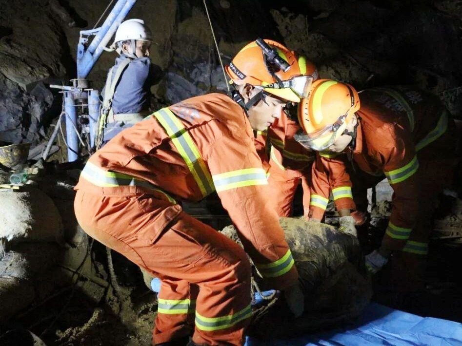 甘肃景泰马拉松百公里越野赛致使20人遇难