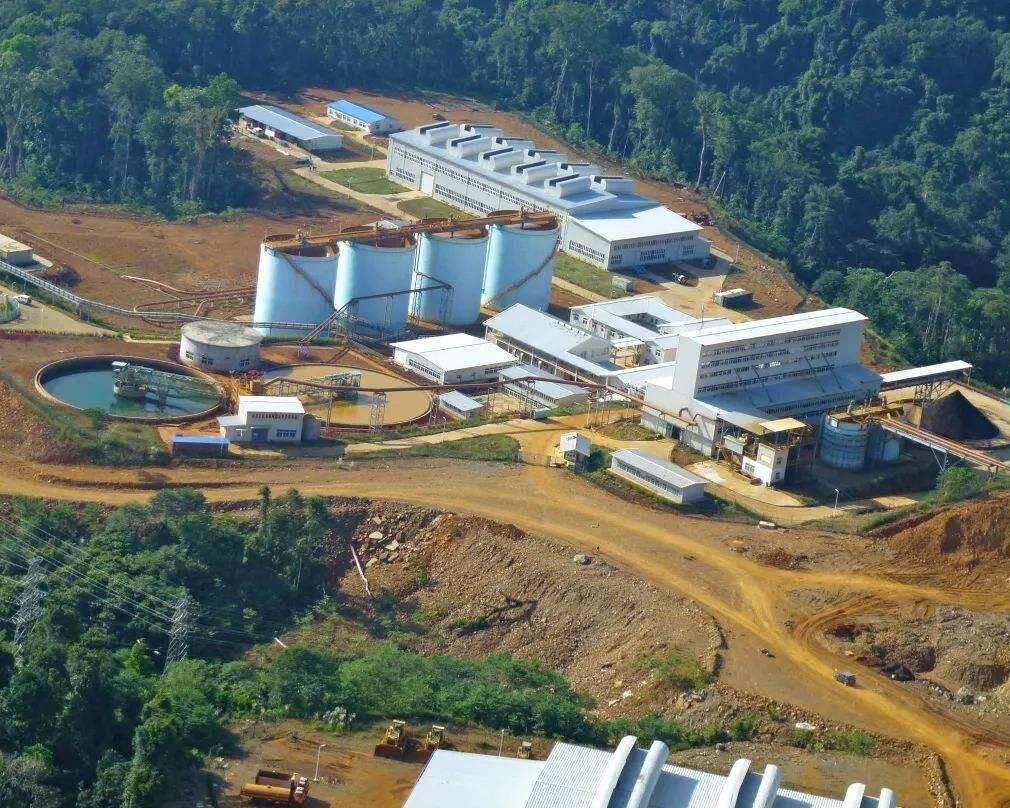 项目位于印度尼西亚北马鲁古省哈马黑拉岛纬达贝工业园,是华友钴业继