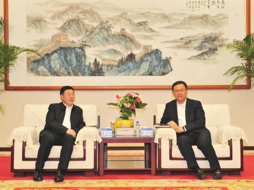 中国中铁与重庆交通开投集团签署框架协议，重点打造城市轨道交通产业