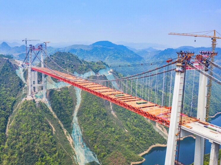 Large country construction: Guiyang Expressway Yangbaoshan Extra Large ...