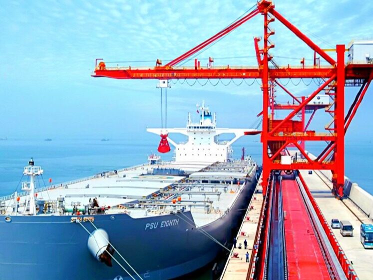 Yantai Port throughput reached 183 million tons in the first half--Seetao