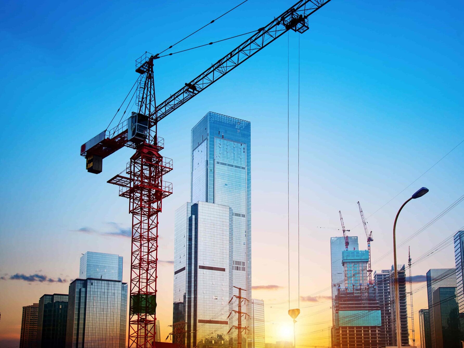 Building infrastructure. Кран строительный. Стройка кран. Красивый башенный кран. Краны башенные строительные.