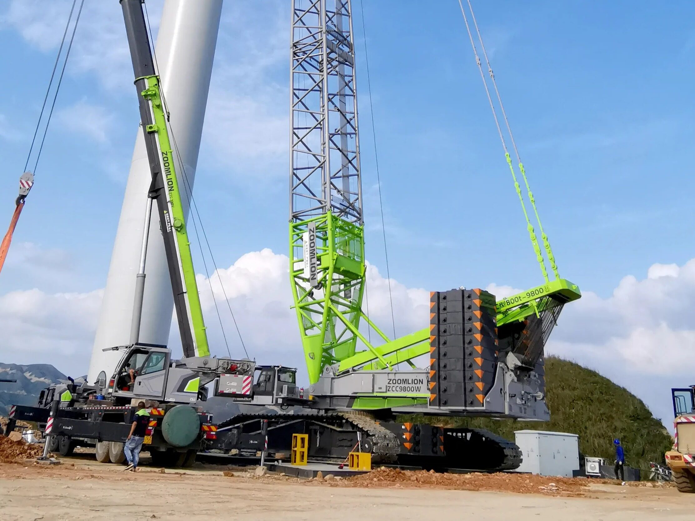 ZCC18000 crane won the annual TOP50 of China Construction