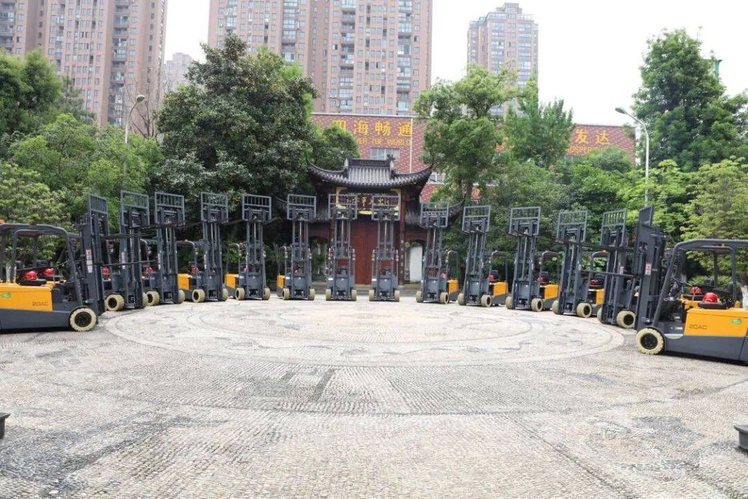 Xilin forklifts go to Angola, AfricaSeetao