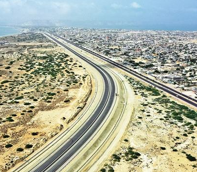 巴基斯坦总理出席瓜达尔东湾快速公路通车仪式--见道网