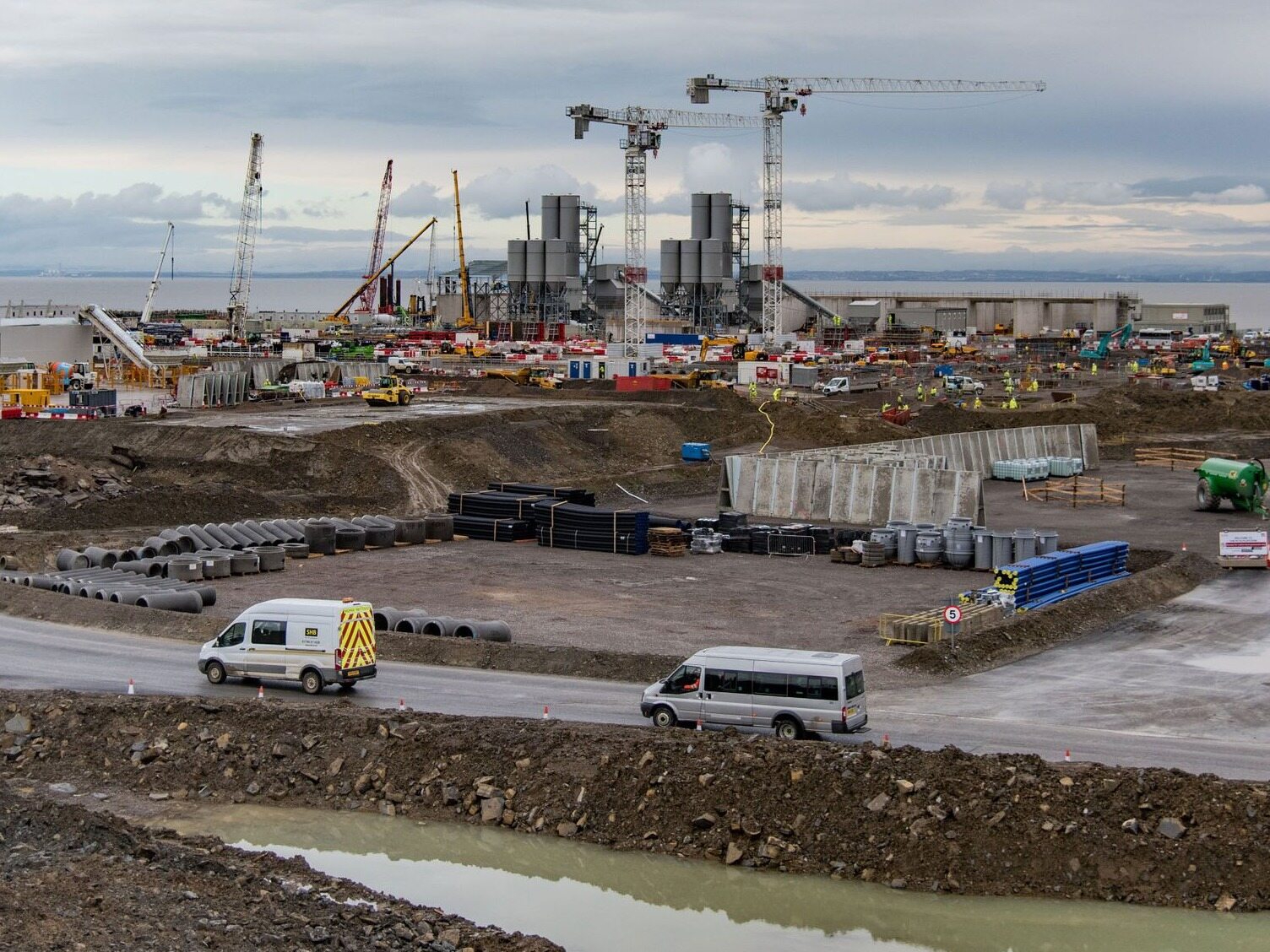 Rosatom begins construction of Egypt's 4.8GW nuclear power plant--Seetao