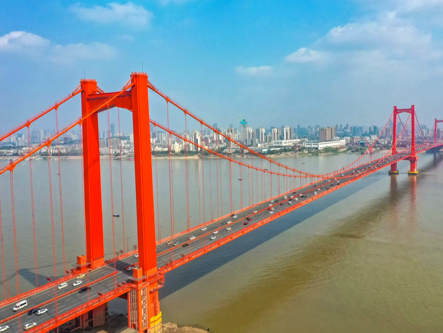 Wuhan Yangtze River Bridge Editorial Photo Image Of Bridge   234975691