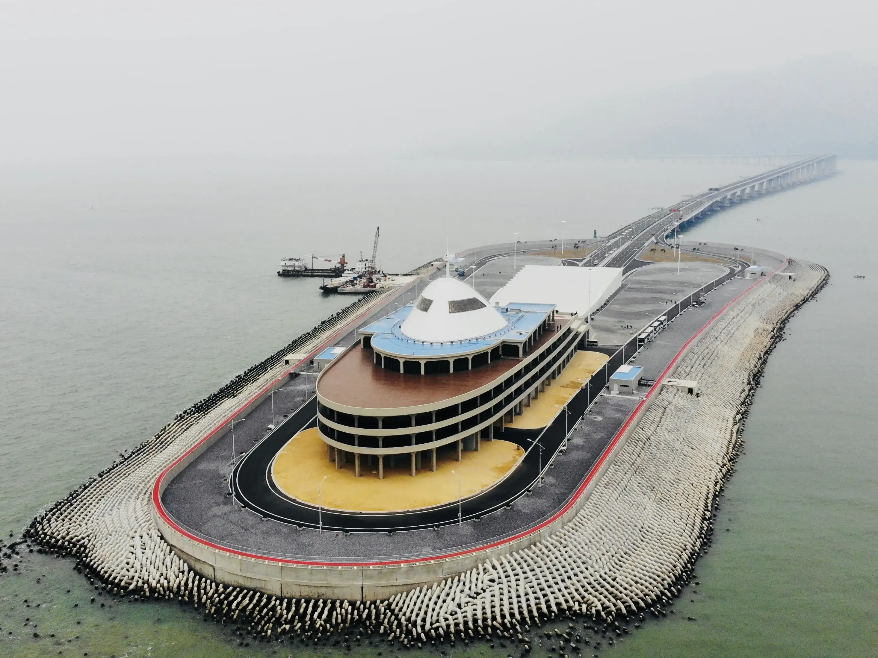 世界建设规模最大！中铁5家单位中标青岛胶州湾第二海底隧道工程--见道网