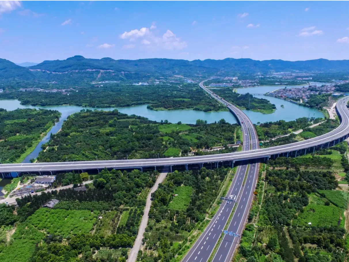 Shanghai-Chongqing National Expressway Guangde to Xuancheng Section ...