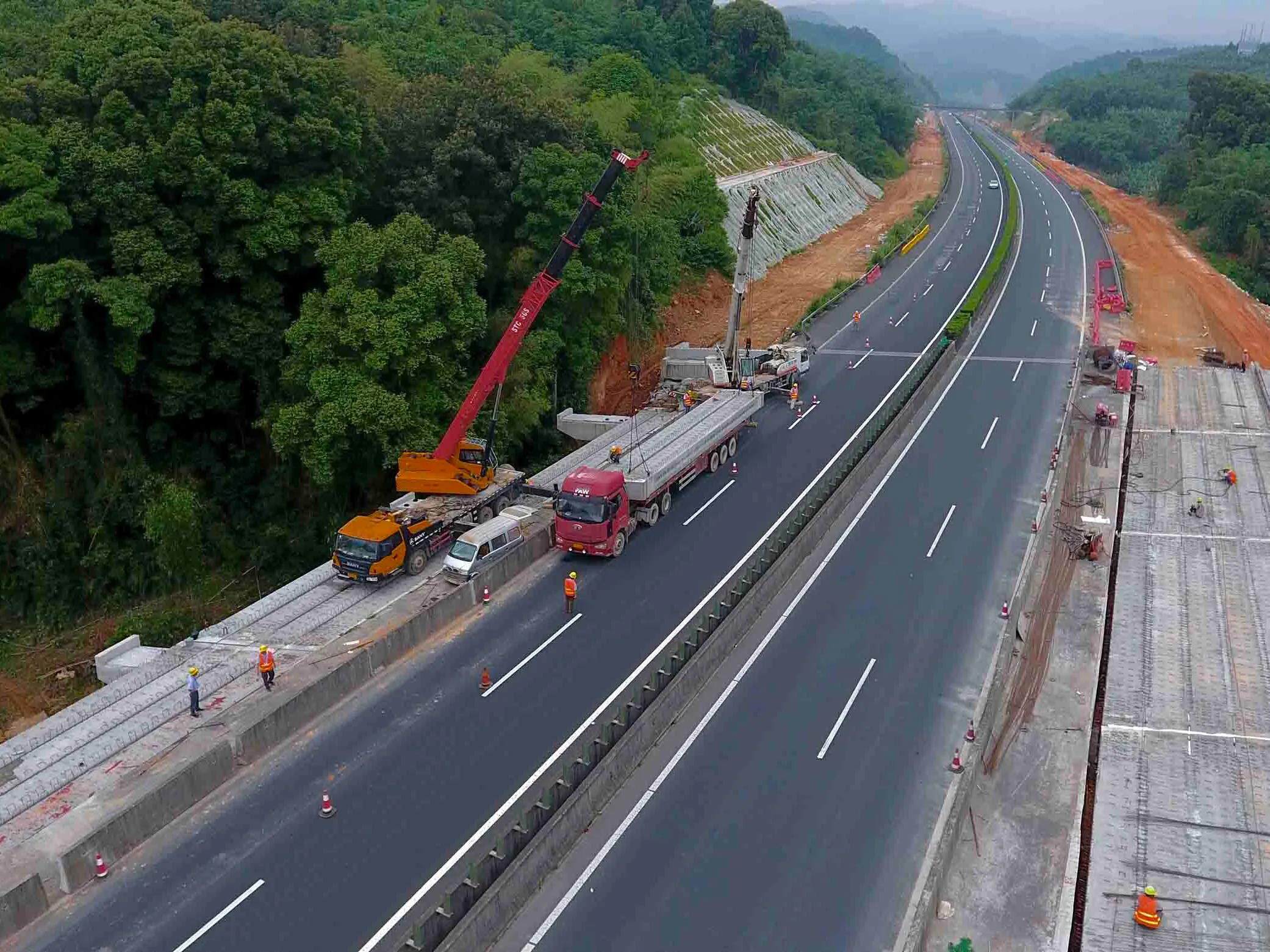 德胜至荔波高速公路图片