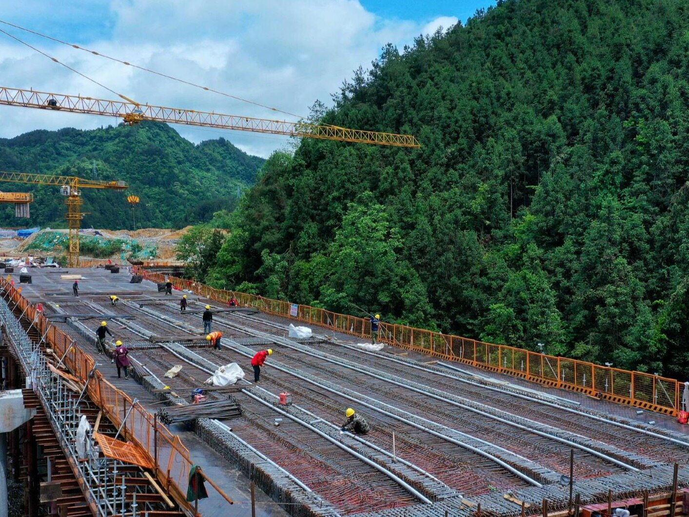 Hubei Communications Annual Investment Plan IssuedSeetao