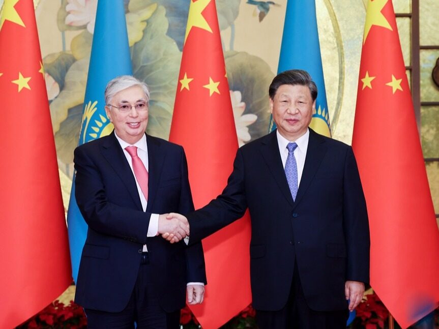 Xi Jinping Holds Talks with President of KazakhstanSeetao