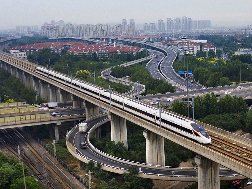 Railway investment reached 206.1 billion yuan in the first five months