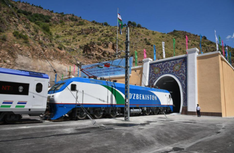 Russia is ready to participate in China-Kyrgyzstan-Uzbekistan railway  project--Seetao