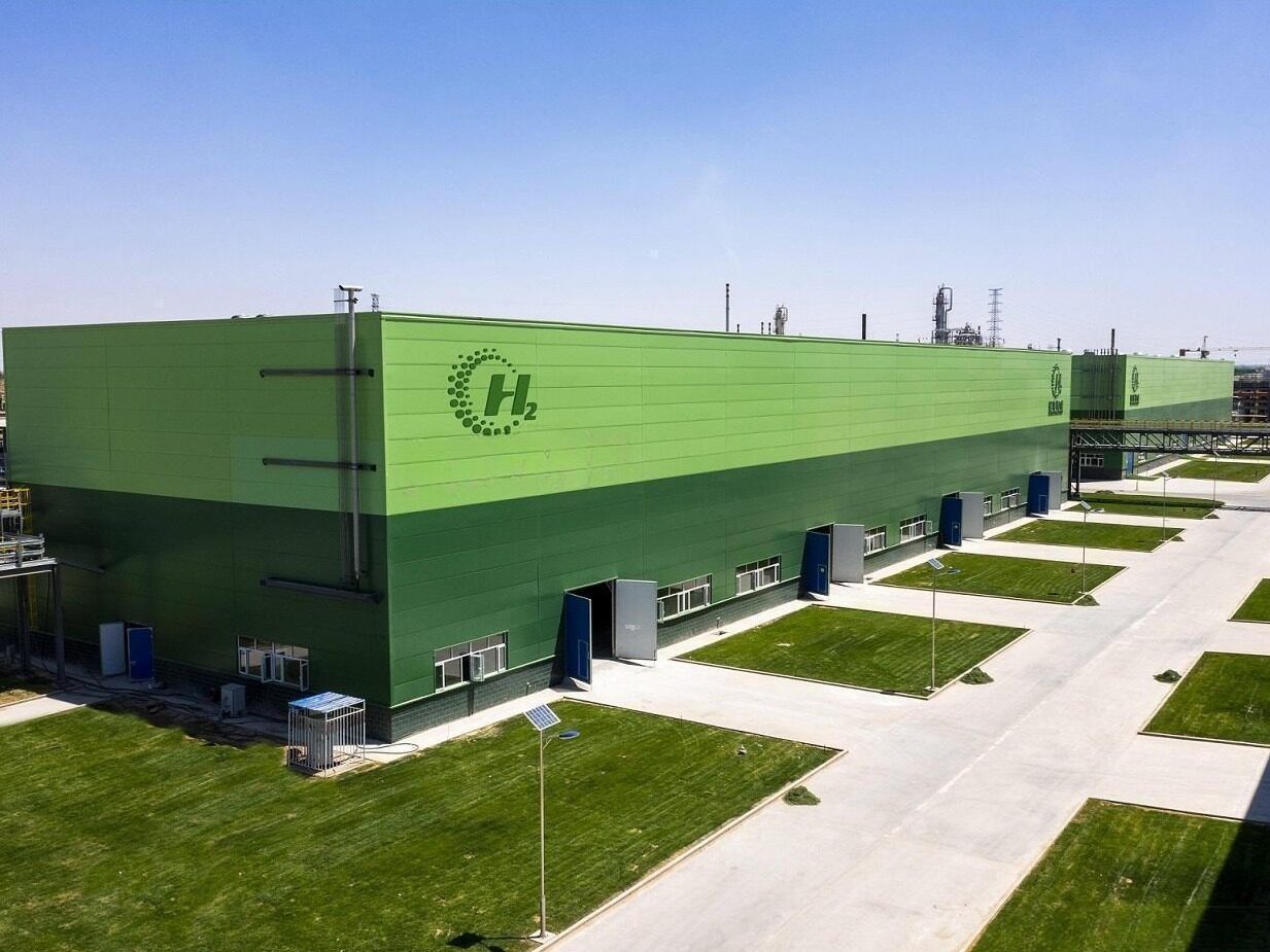 Gansu Lanzhou Green Power Hydrogen Production Project Successfully