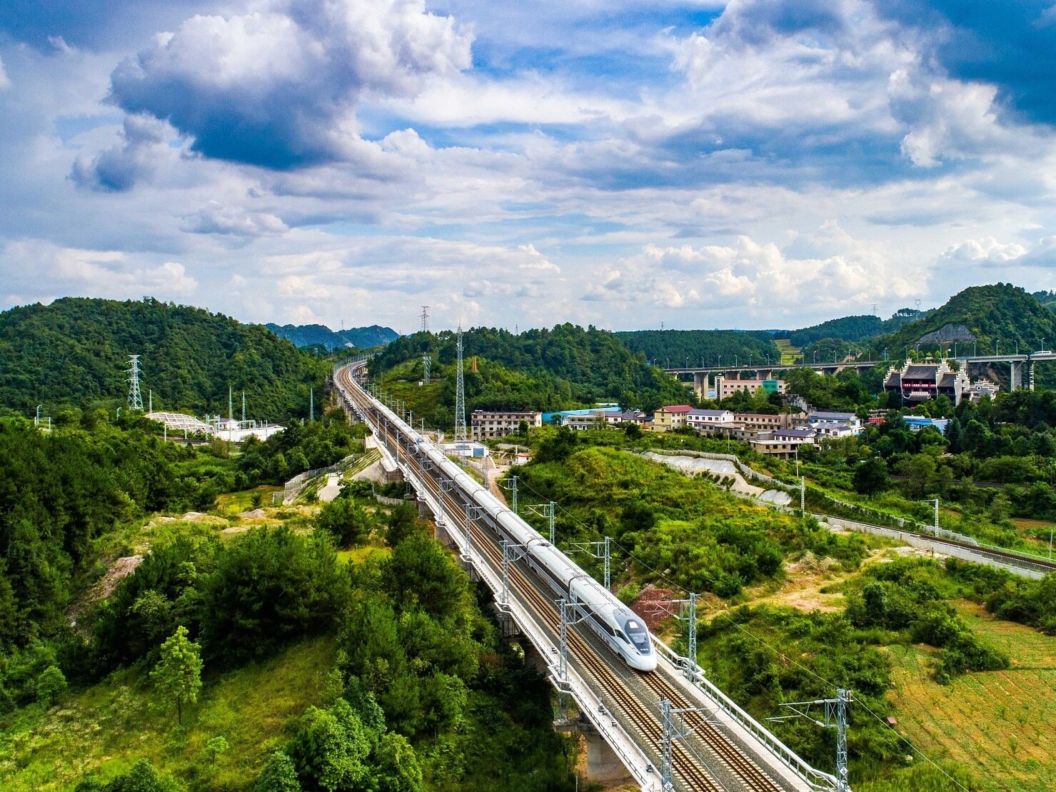 283.3亿!中铁建华南联合体中标深圳至南宁高铁珠三角枢纽机场至省界段项目--见道网