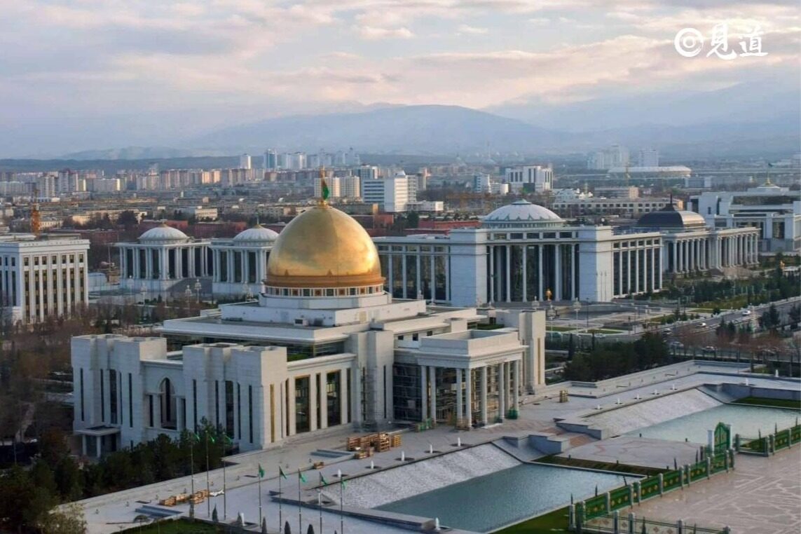 Turkmenistan President Releases New Book Launch Ceremony--Seetao
