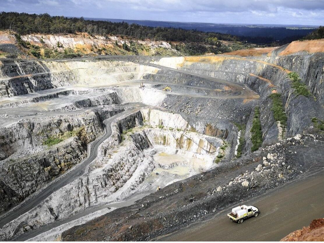 碳酸锂价格上行至20万元/吨对锂矿及动力电池企业的影响分析