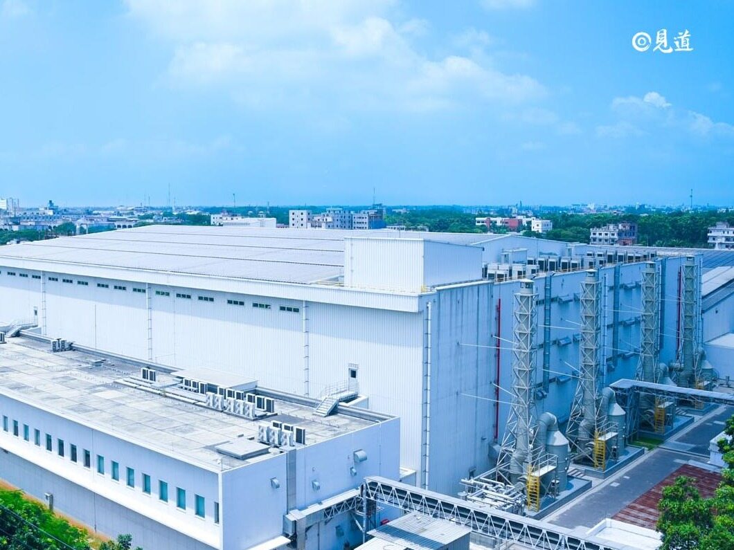 The Bangladesh APEX Textile Factory Project jointly constructed by CRCC ...