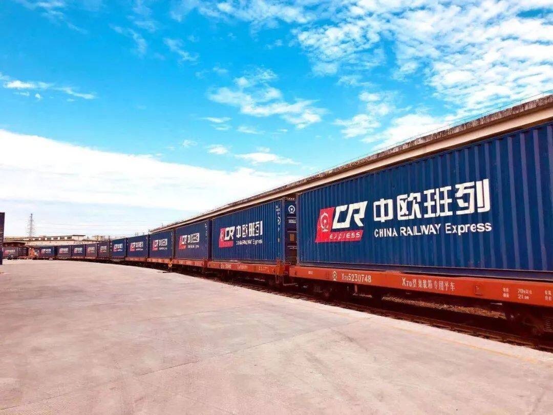 中欧班列连续15个月单月开行千列以上凤凰网重庆_凤凰网