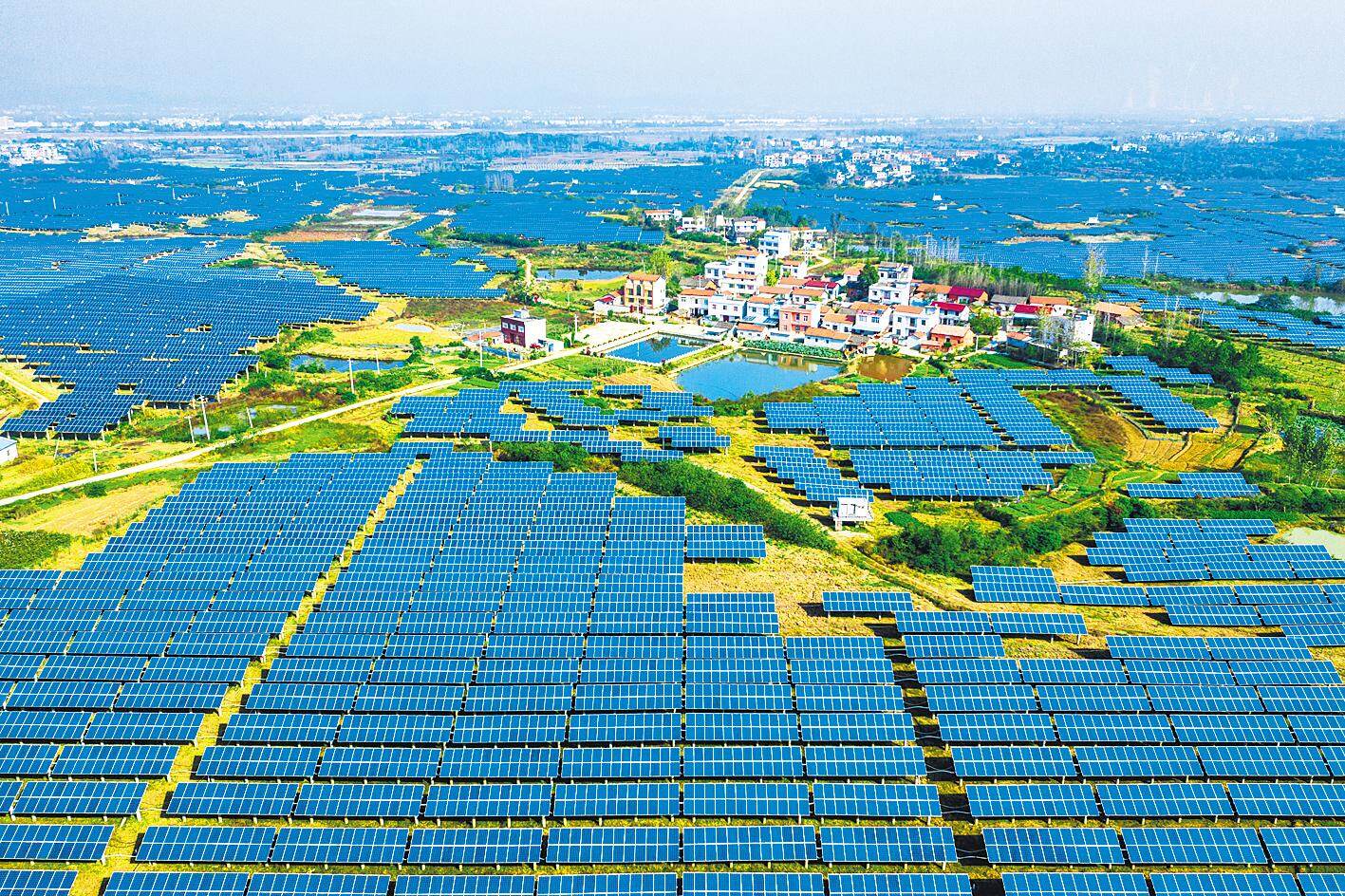 湖北建成光伏扶贫电站5646个 26.75万贫困户受益凤凰网湖北_凤凰网