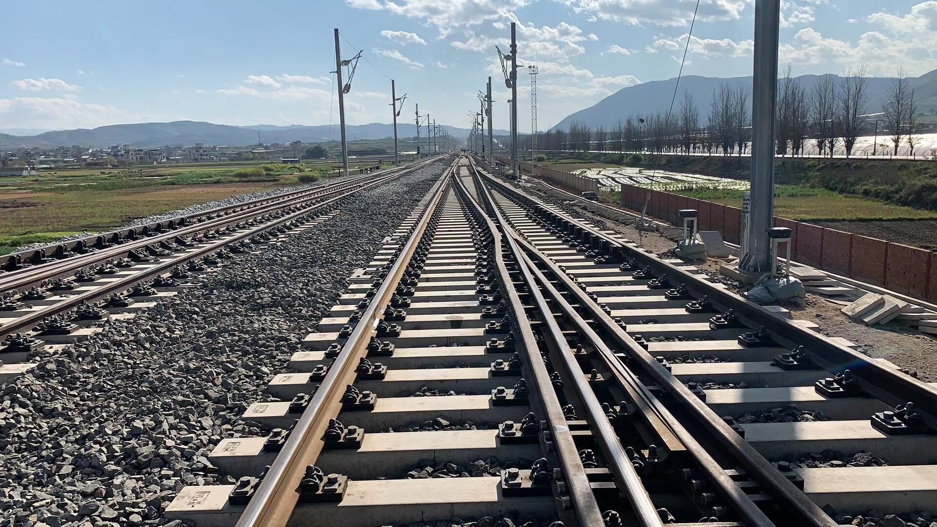 我国主持的1项ISO铁路国际标准正式发布实施_武汉锐进铁路发展有限公司_铁路工程测量_工程测量_线路测量_武汉锐进