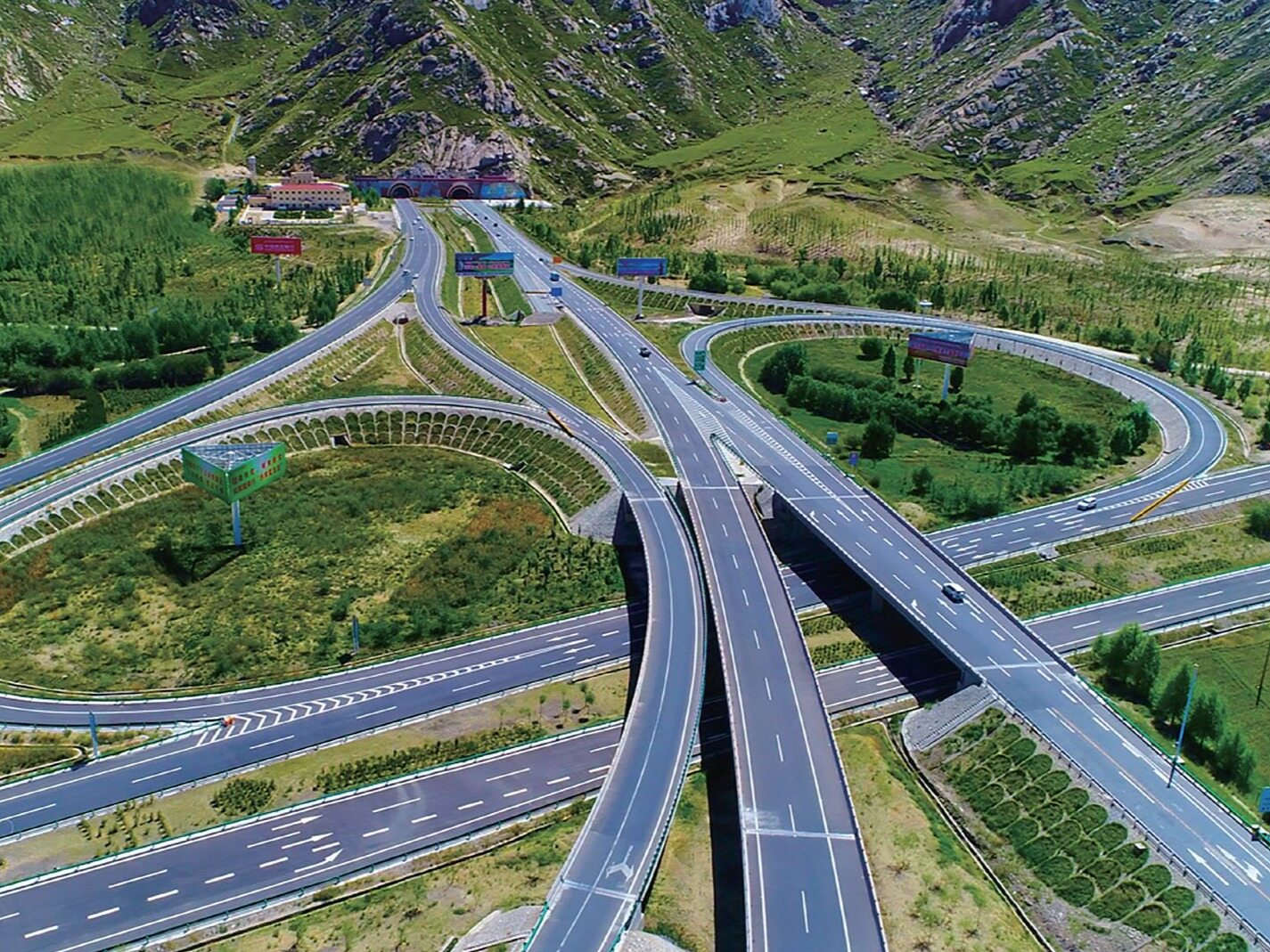 Transportion Layout Layout transportation infrastructure! A certain high-speed project won ...