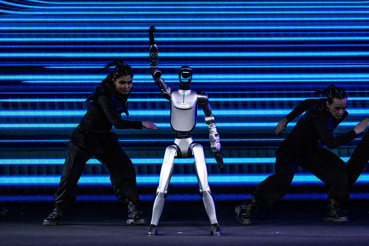 可能是包含下列内容的图片：文字