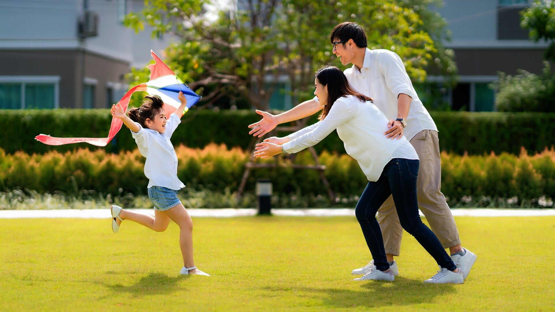 President Xi: People's happy life matters most